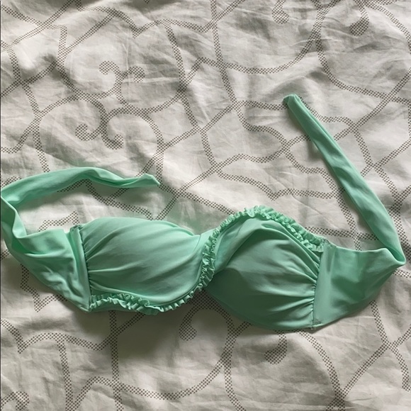Strapless Bikini top never worn - Picture 1 of 3